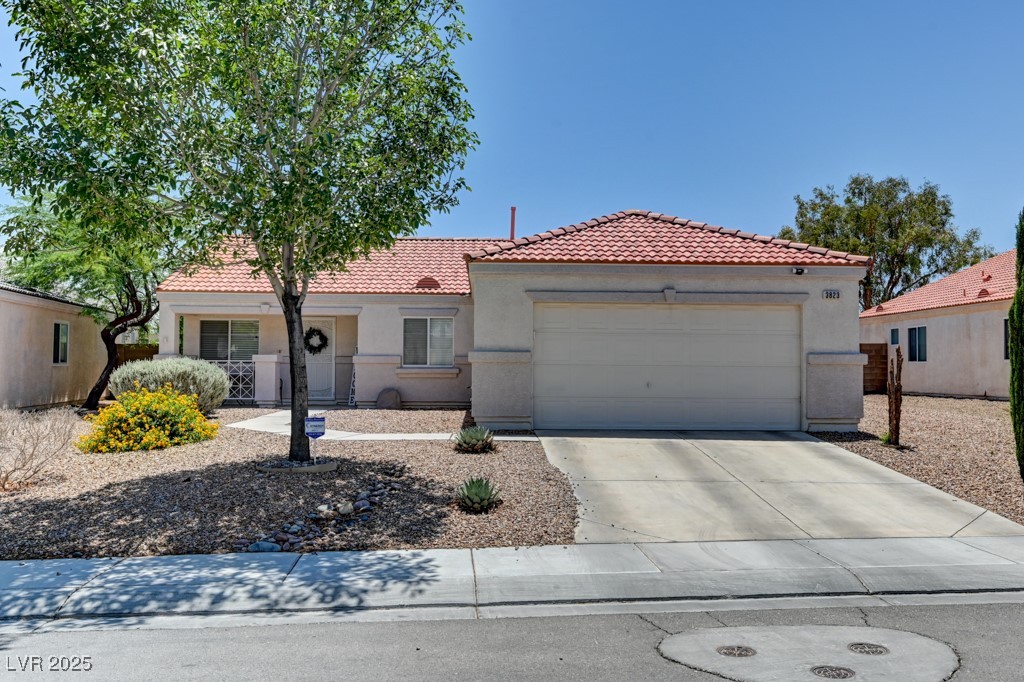 3823 Aspen Creek Avenue, North Las Vegas, Nevada image 2