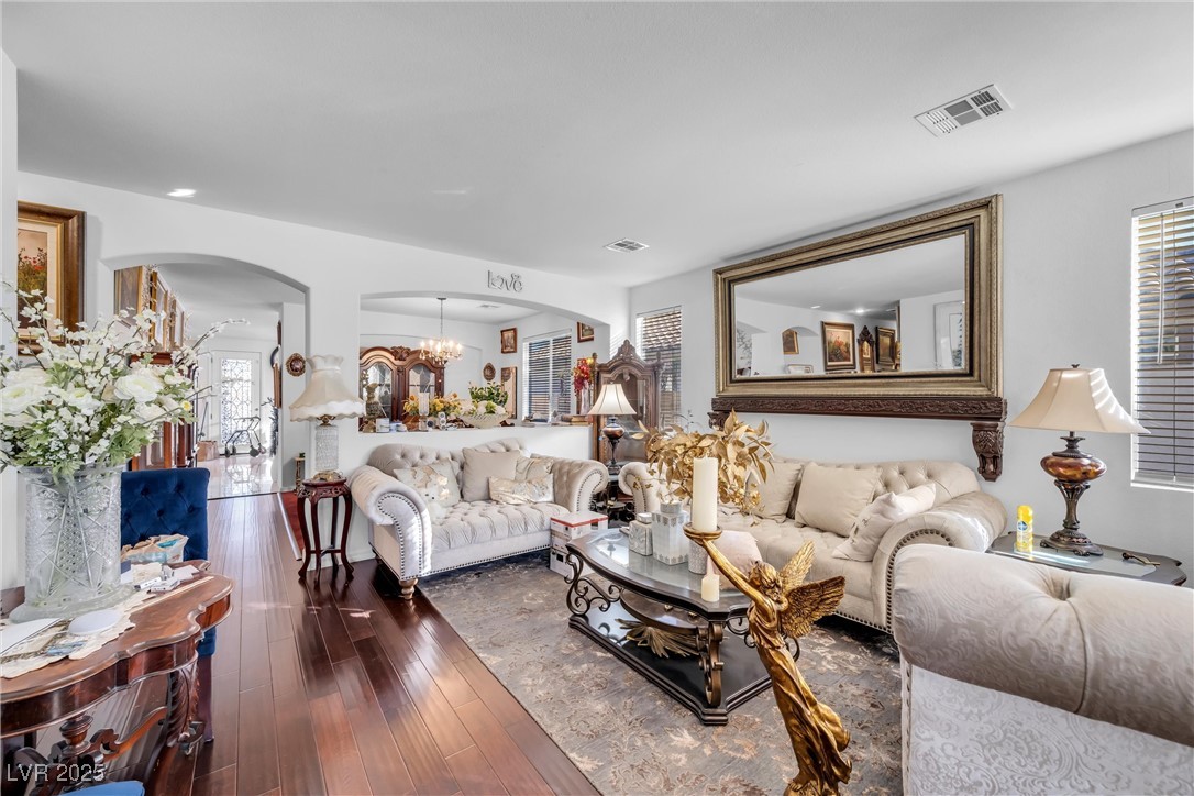2804 Gallant Hills Drive