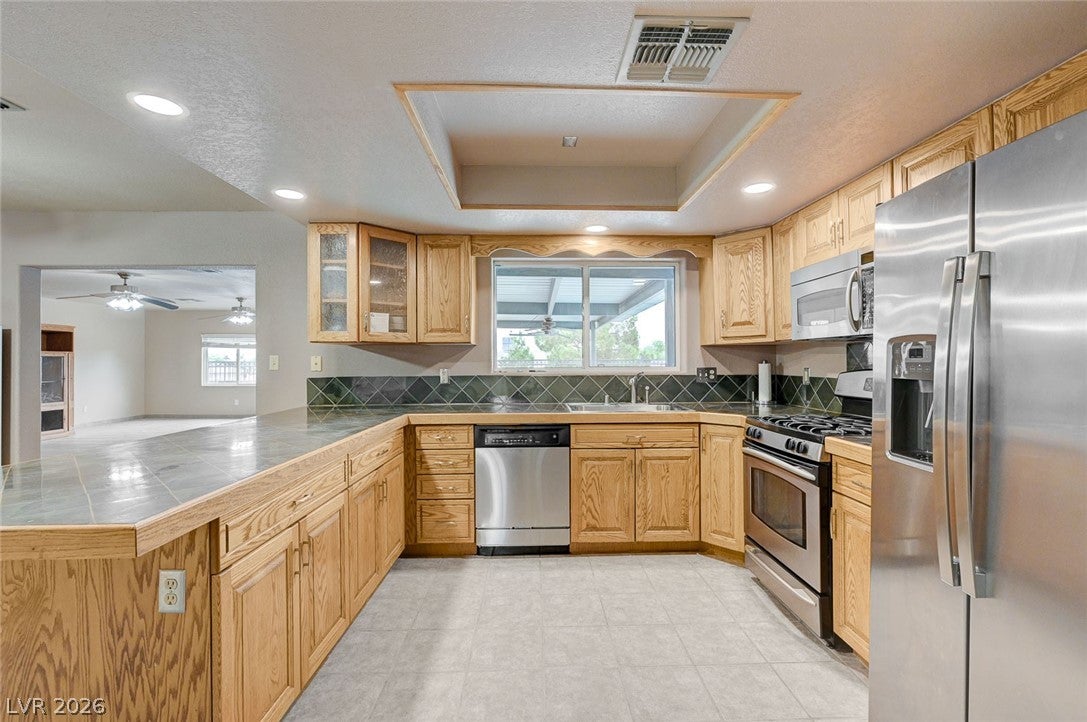 120 W Middleton Drive