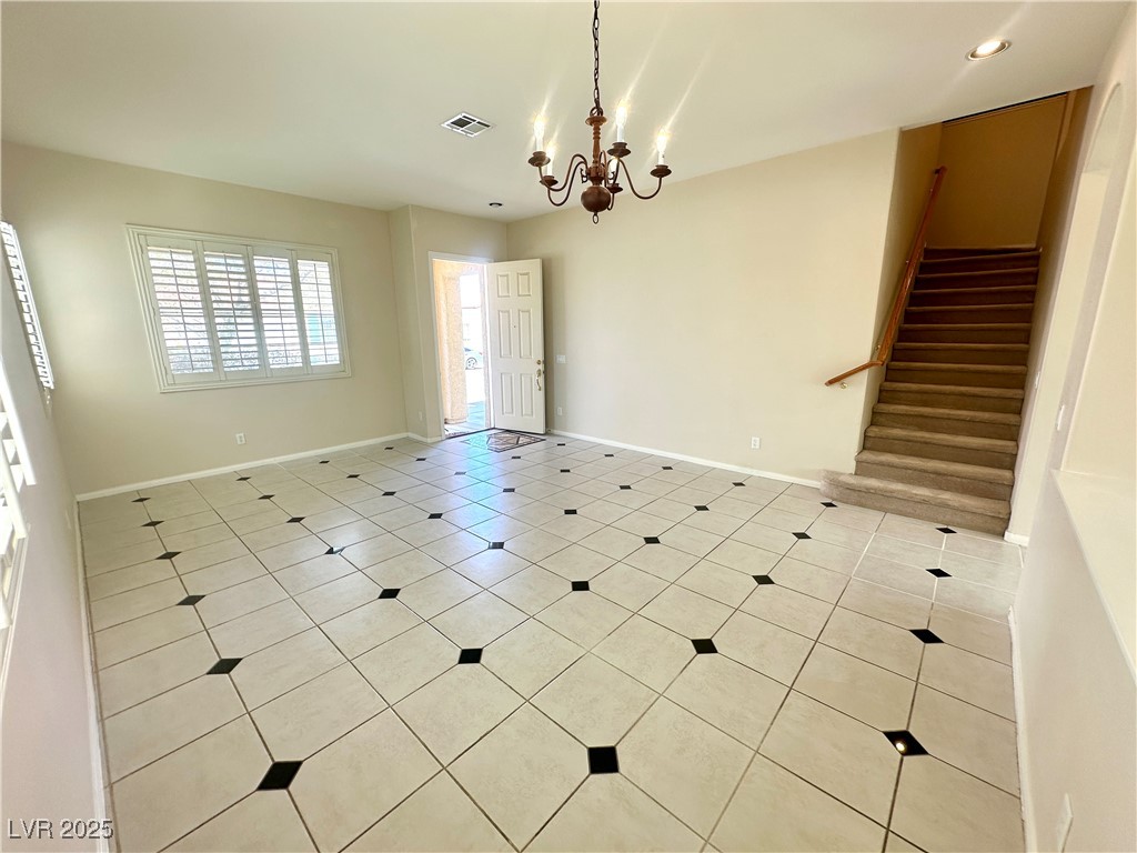 7607 PIONEER RANCH Avenue