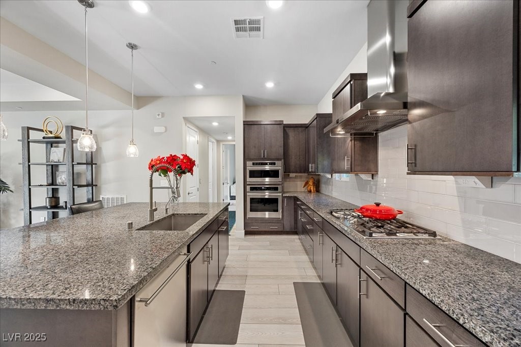 Las Vegas, Nevada 89135, United States, 2 Bedrooms Bedrooms, ,3 BathroomsBathrooms,Residential,Active,252916