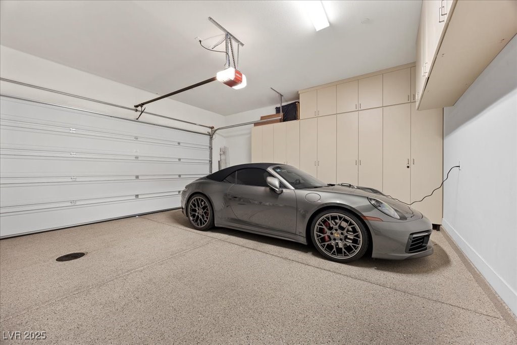 Las Vegas, Nevada 89135, United States, 2 Bedrooms Bedrooms, ,3 BathroomsBathrooms,Residential,Active,252916