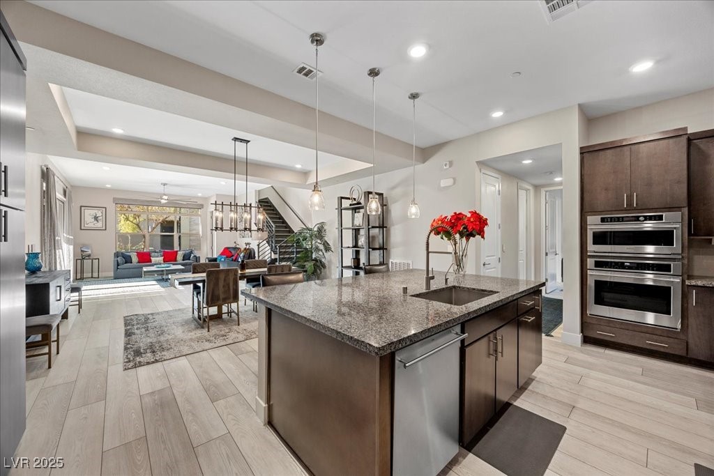 Las Vegas, Nevada 89135, United States, 2 Bedrooms Bedrooms, ,3 BathroomsBathrooms,Residential,Active,252916