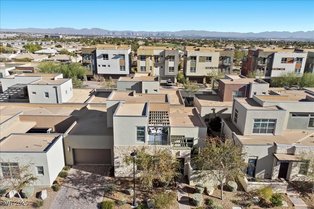 Las Vegas, Nevada 89135, United States, 2 Bedrooms Bedrooms, ,3 BathroomsBathrooms,Residential,Active,252916