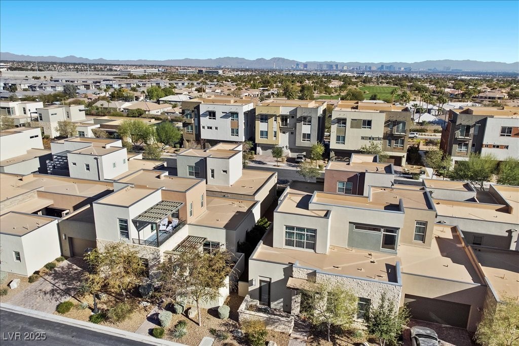 Las Vegas, Nevada 89135, United States, 2 Bedrooms Bedrooms, ,3 BathroomsBathrooms,Residential,Active,252916