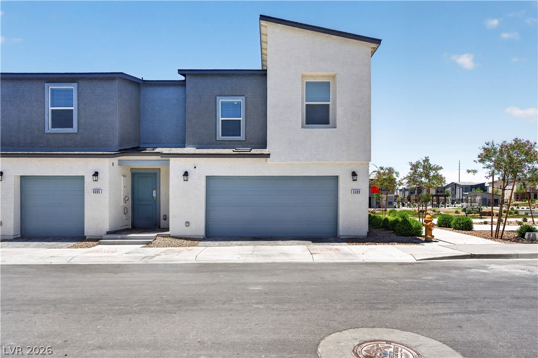 6089 Lily Garden Street