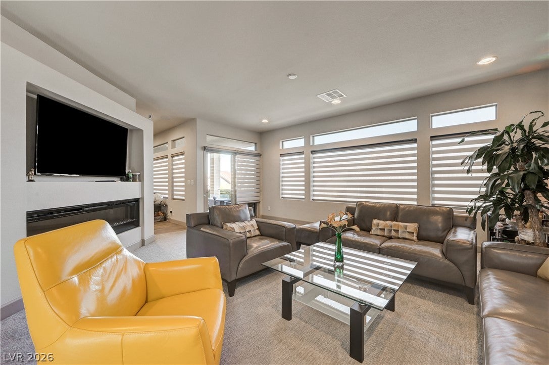 9738 Golden Thread Court