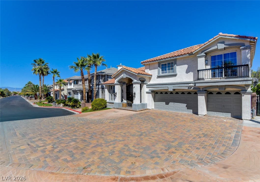 7686 Gossamer Wind Street