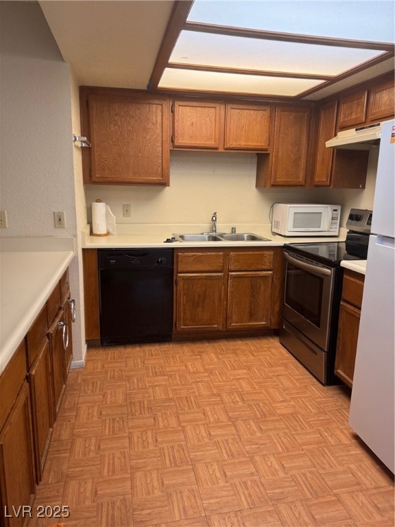 Las Vegas, Nevada 89117, United States, 2 Bedrooms Bedrooms, ,2 BathroomsBathrooms,Residential,Active,122172