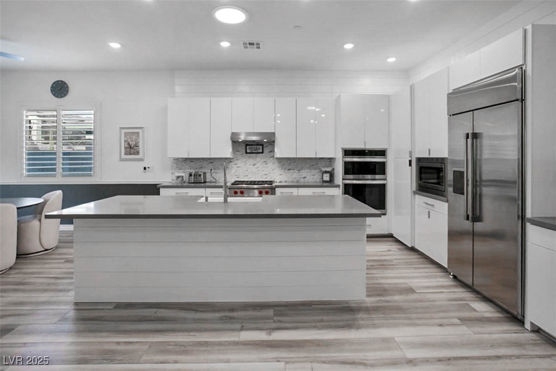 12438 Heritage Bend Drive