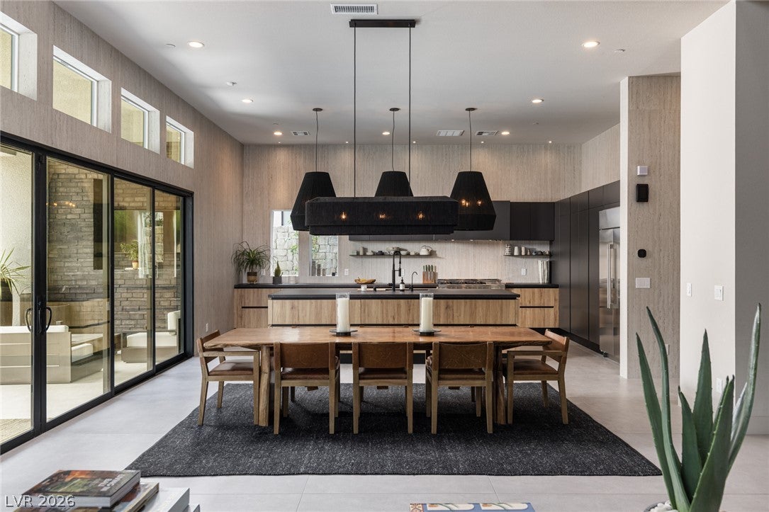 5216 Fading Sunset Drive