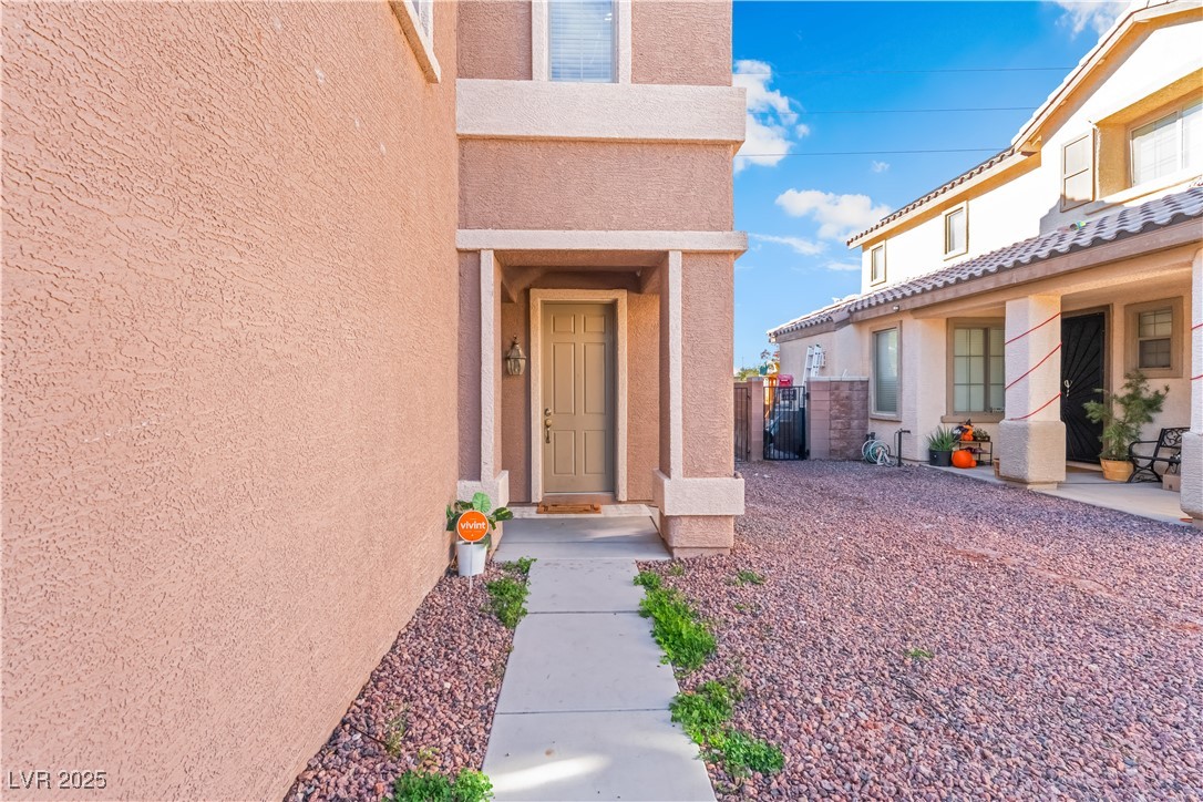 5837 Gold Horizon Street