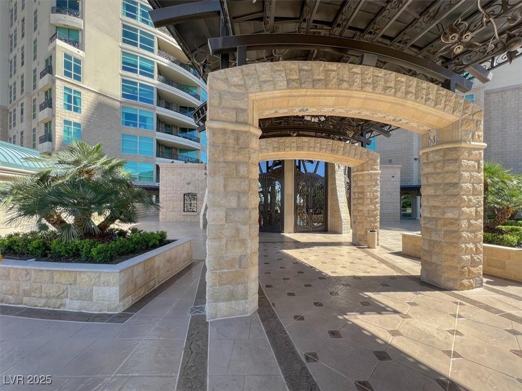 Photo of 9101 Alta Drive #18, Las Vegas, NV 89145 (MLS # 2668480)