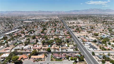 Tiny photo for 3341 Camino Gardens Way, Las Vegas, NV 89146 (MLS # 2769491)