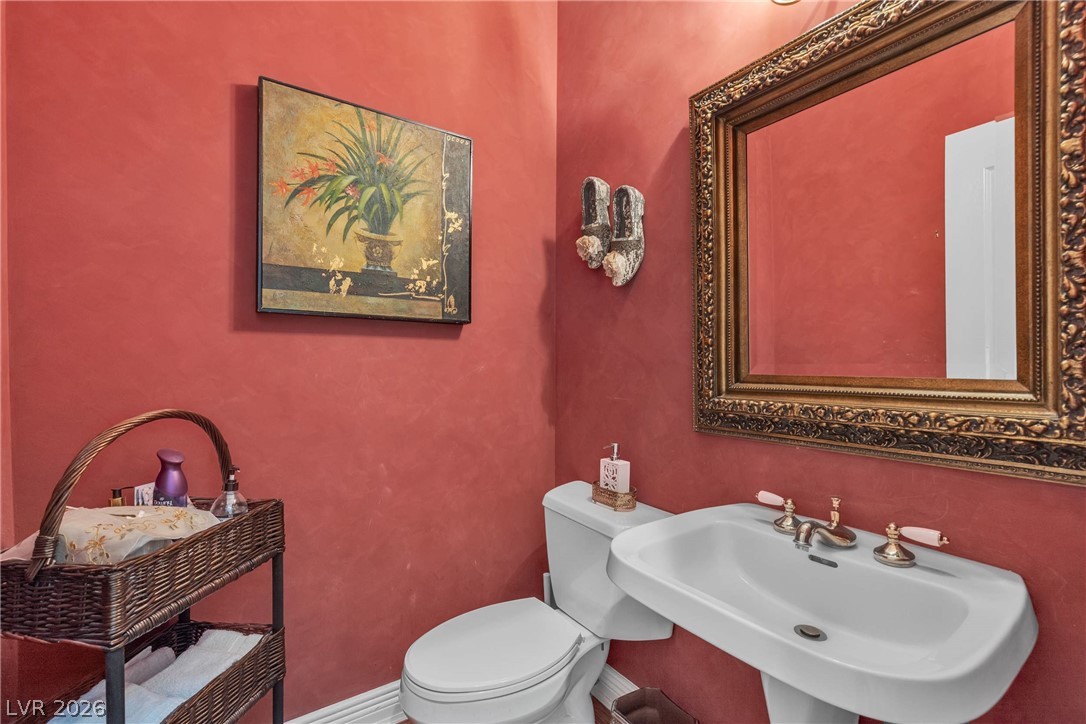 Las Vegas, Nevada, 89146, United States, 5 Bedrooms Bedrooms, ,7 BathroomsBathrooms,Residential,Active,2032390