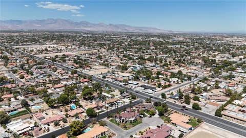 Tiny photo for 3341 Camino Gardens Way, Las Vegas, NV 89146 (MLS # 2769491)
