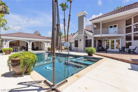 Photo of 3341 Camino Gardens Way, Las Vegas, NV 89146 (MLS # 2769491)