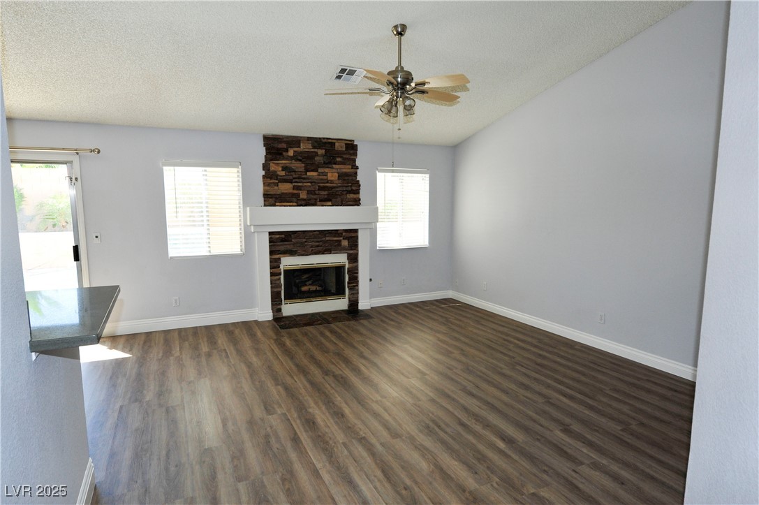 5521 Desert Valley Drive