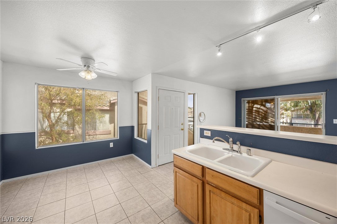 5710 E Tropicana Avenue 2234