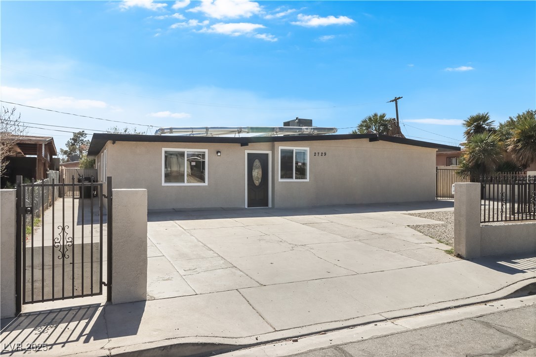 2729 Flower Avenue