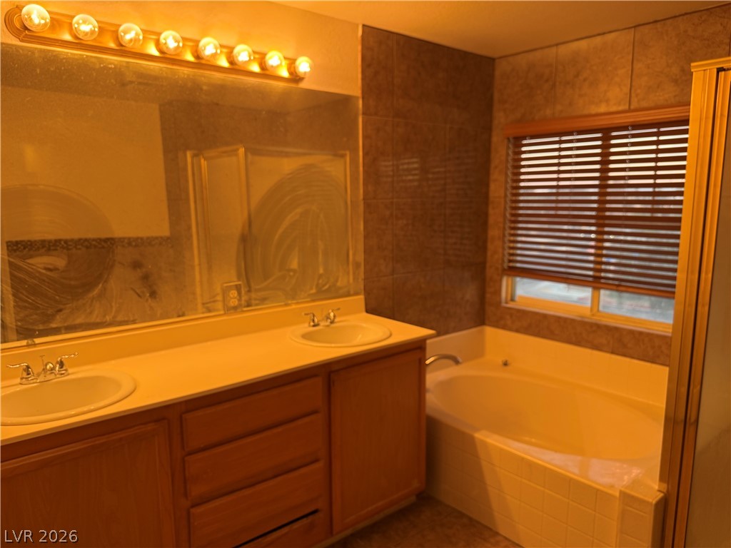 5632 Ancient Agora Street