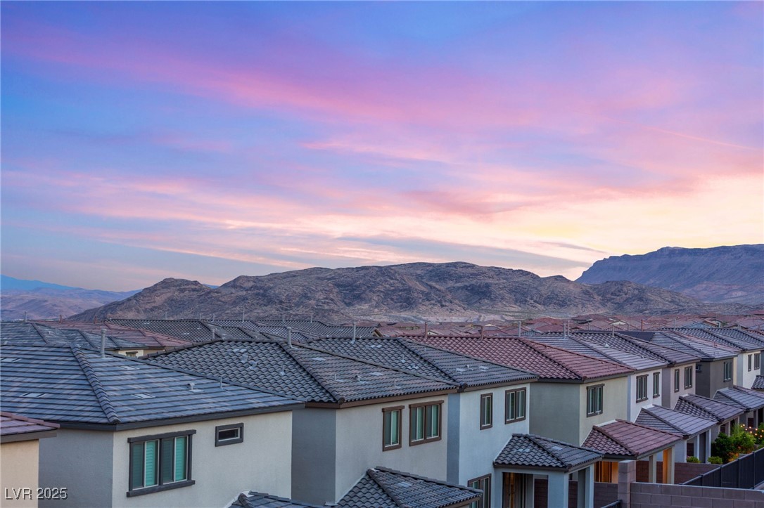 Las Vegas, Nevada 89138, United States, 5 Bedrooms Bedrooms, ,5 BathroomsBathrooms,Residential,Active,247655