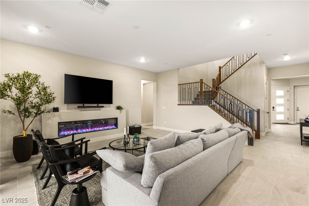 Las Vegas, Nevada 89138, United States, 5 Bedrooms Bedrooms, ,5 BathroomsBathrooms,Residential,Active,247655