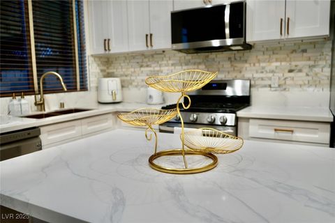 8042 Earl Grey Court Las Vegas NV 89117