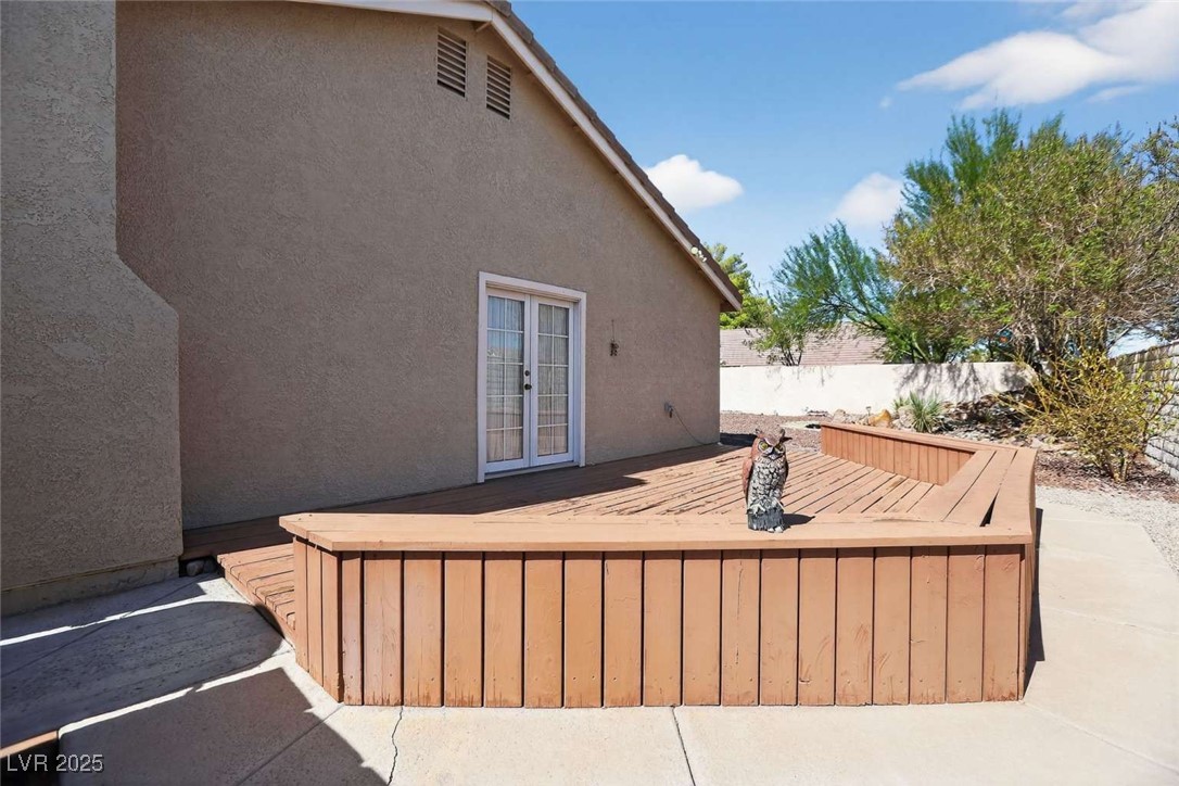 3128 Regal Oak Drive