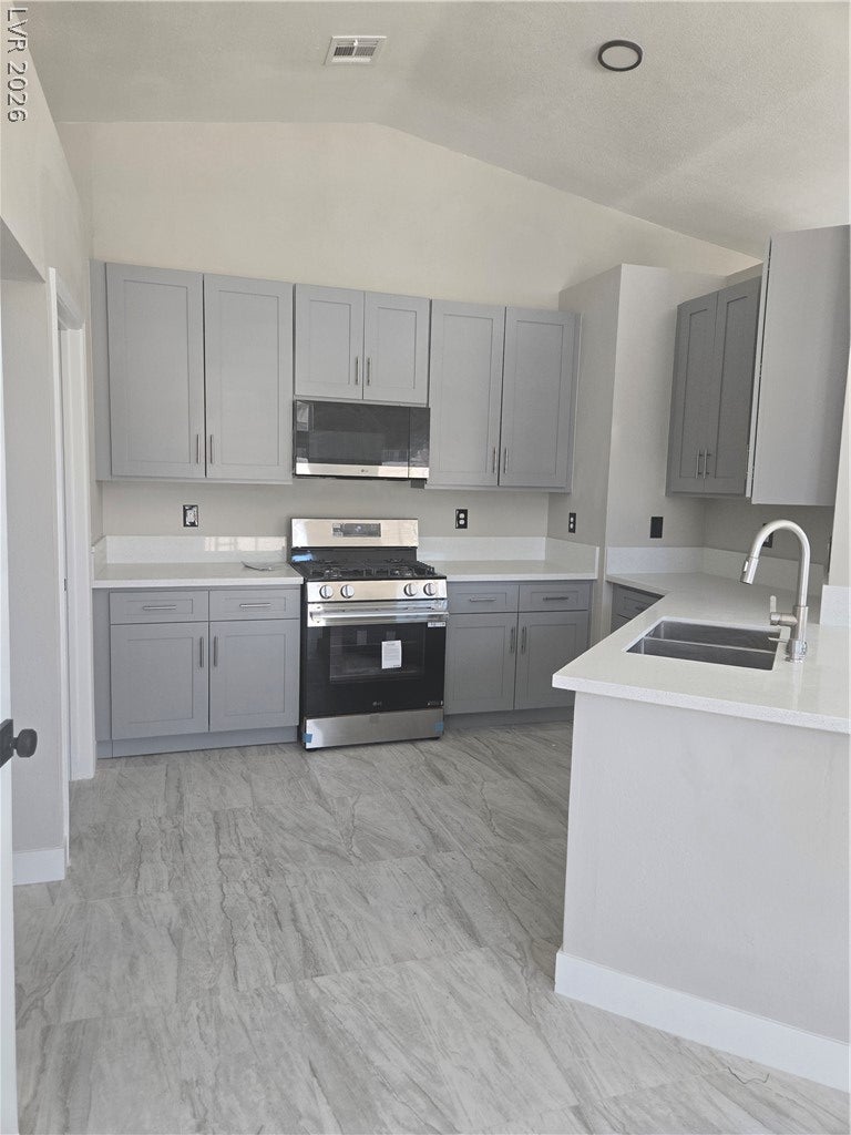 3862 Trellis View Avenue