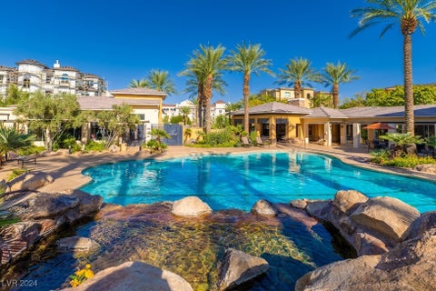 Condo For Sale - 9219 Tesoras Drive #402<br/> Clark County, Las Vegas, NV 89144