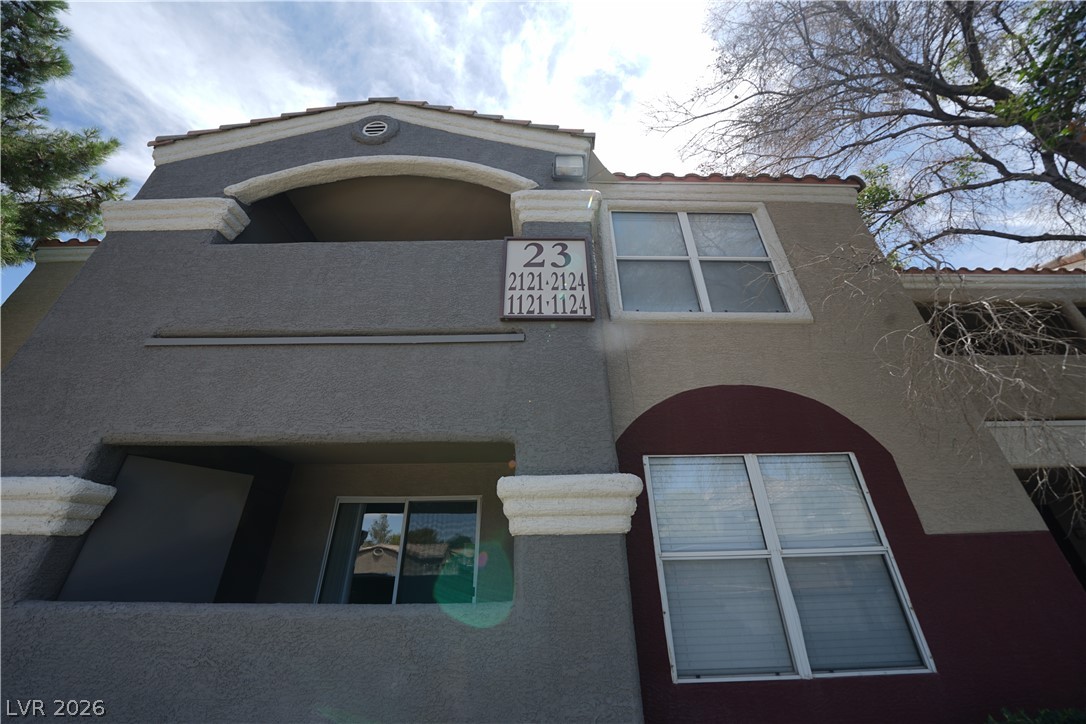 5055 W Hacienda Avenue 1122