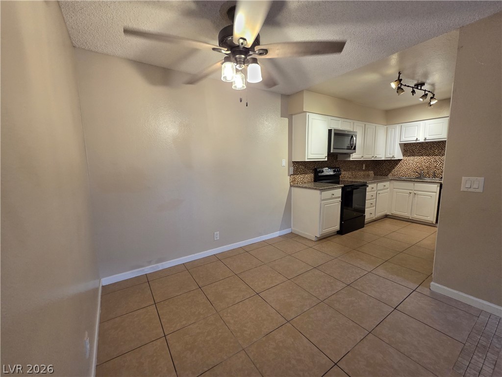 3151 SOARING GULLS Drive 2078