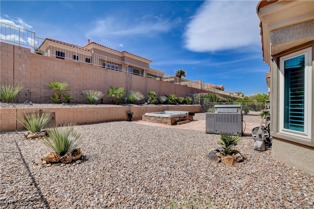 2305 Hot Oak Ridge Street, Las Vegas, Nevada image 43