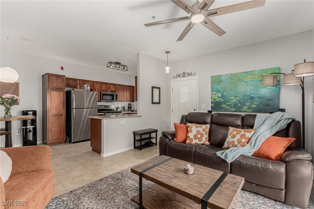 2291 W Horizon Ridge Parkway #6136, Henderson, Nevada image 7