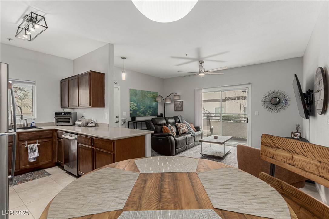 2291 W Horizon Ridge Parkway #6136, Henderson, Nevada image 10