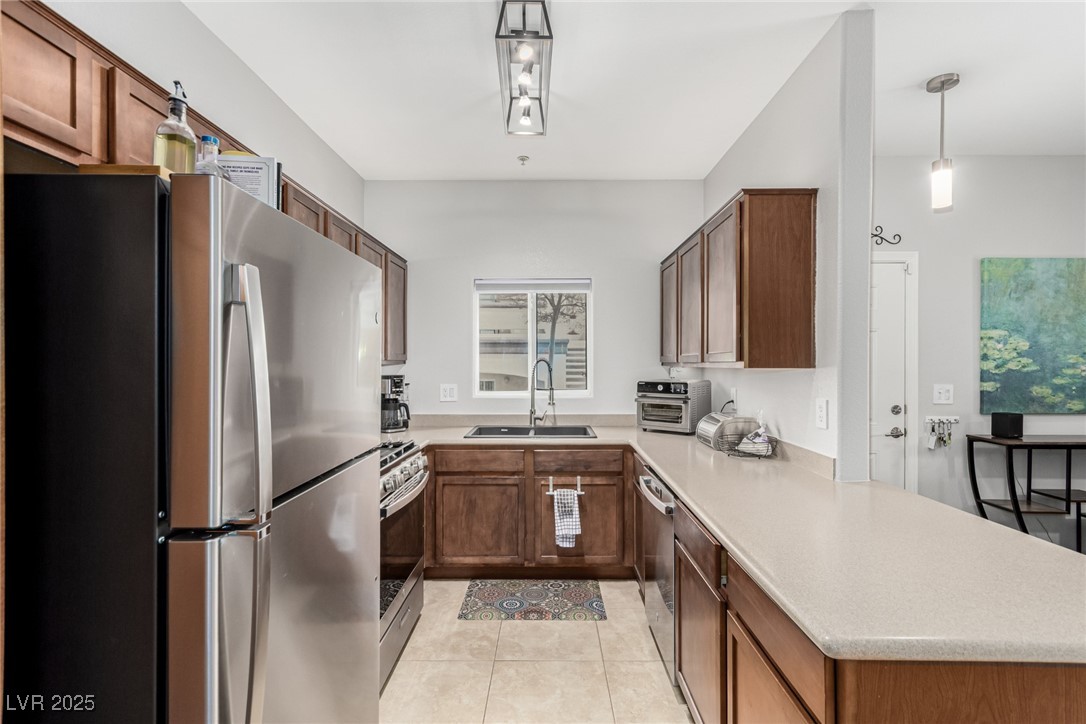2291 W Horizon Ridge Parkway #6136, Henderson, Nevada image 12