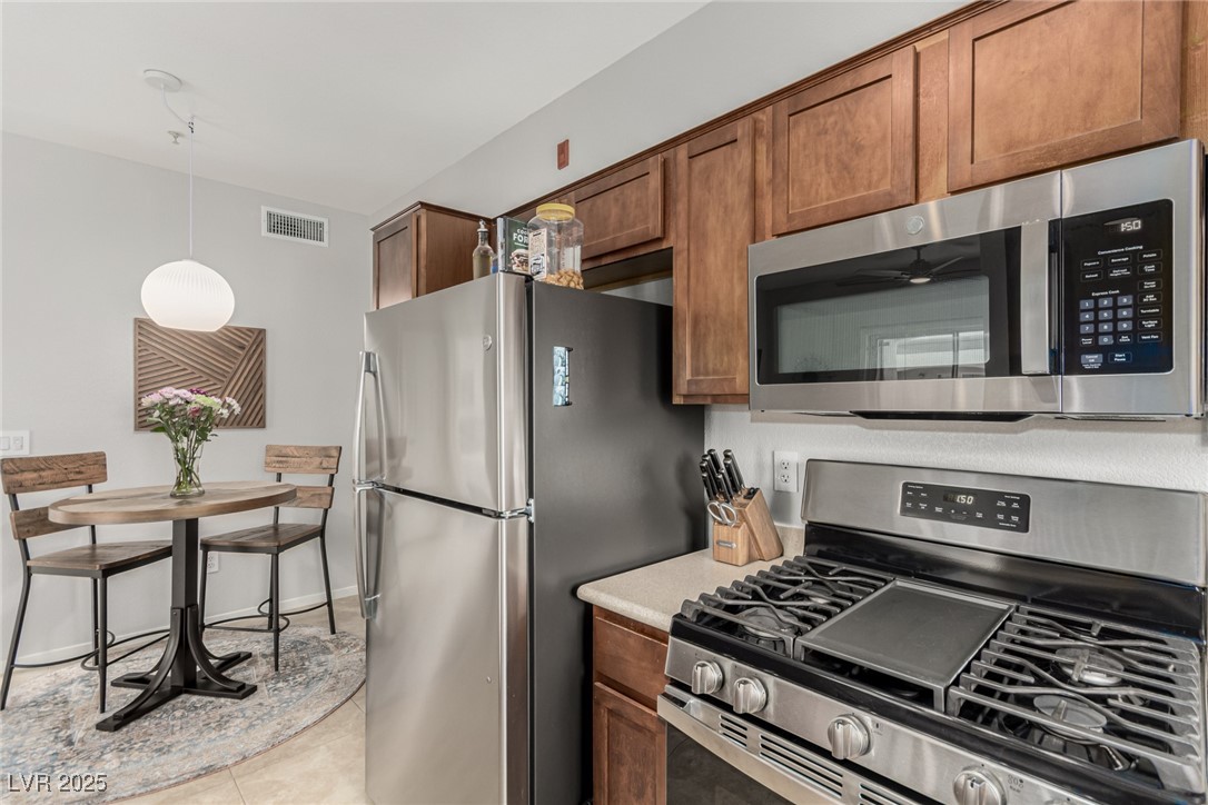 2291 W Horizon Ridge Parkway #6136, Henderson, Nevada image 15
