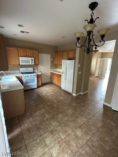 5402 Nickel Creek Trail