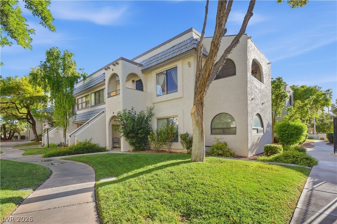 1404 Santa Margarita Street H