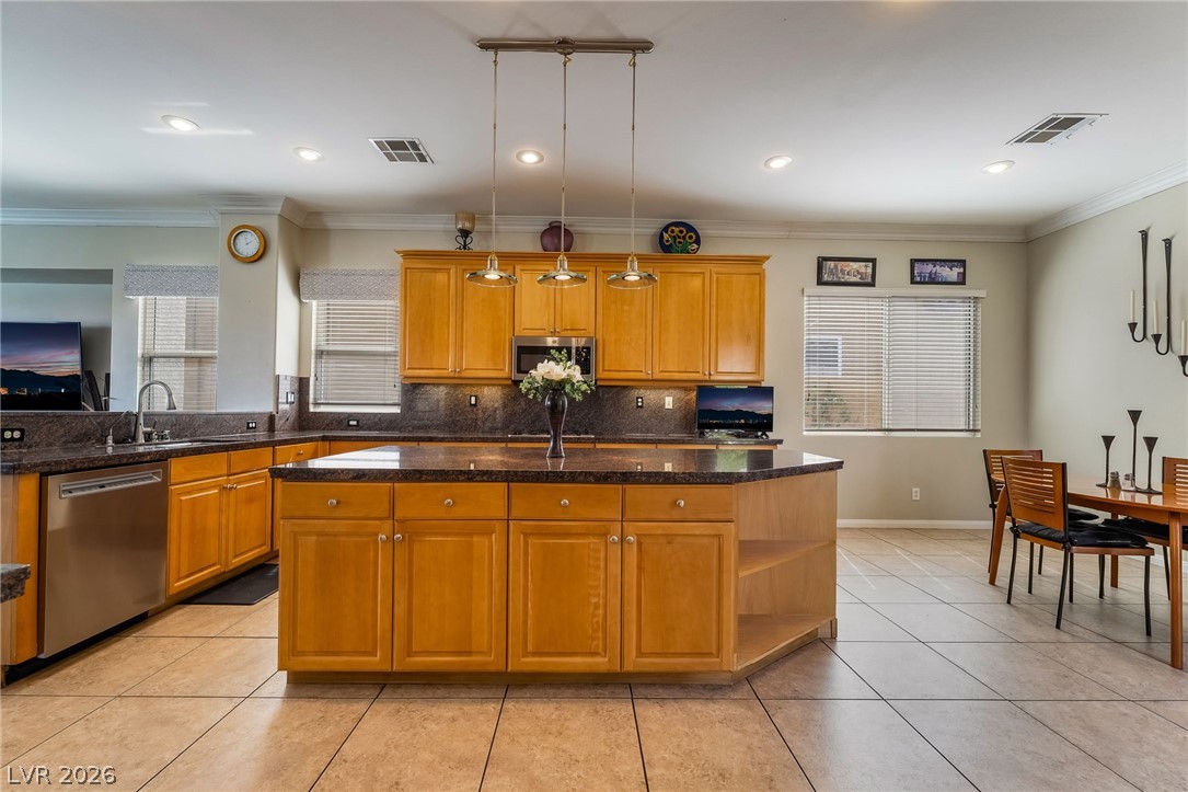 7876 Galloping Hills Street