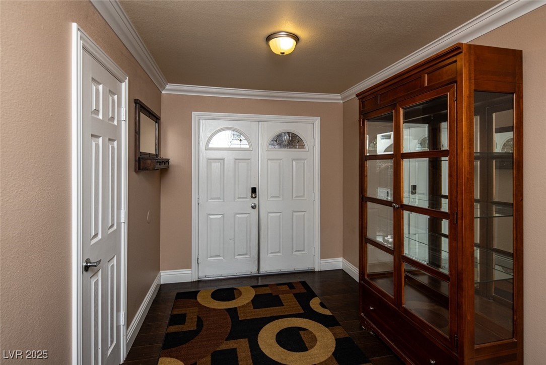 Properties 4 2414 La Casa Drive