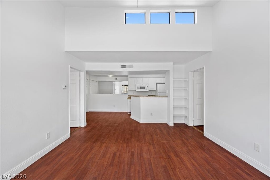 5158 S Jones Boulevard 201