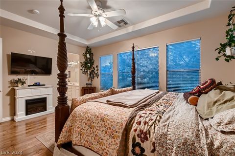 Single Family Residence in Las Vegas NV 5513 Flowering Meadows Avenue 12.jpg