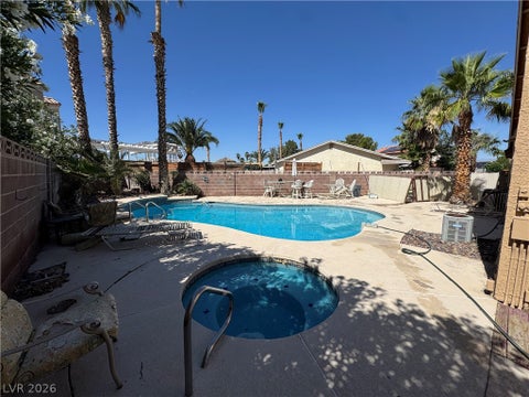 Homes For Sale - 314 Encima Court<br/> Clark County, Henderson, NV 89014