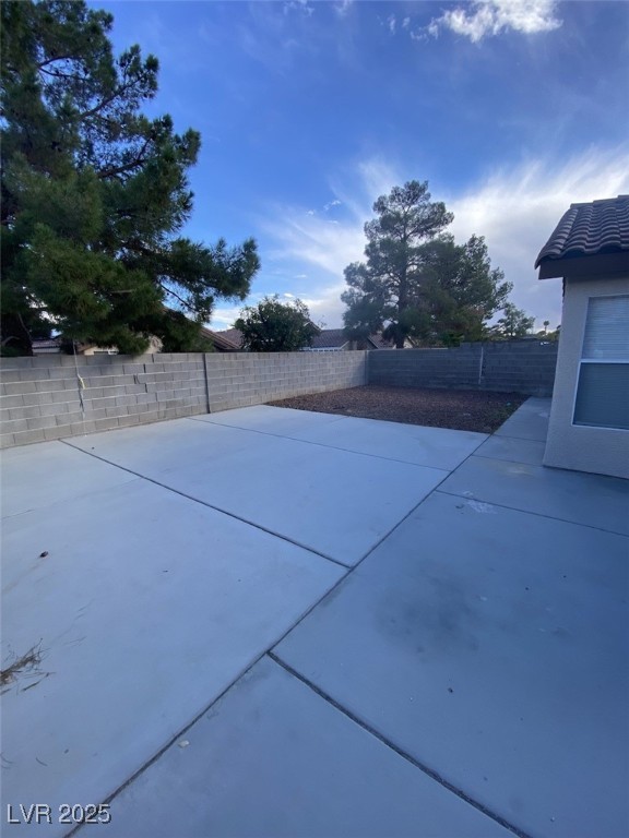 Las Vegas, Nevada 89108, United States, 3 Bedrooms Bedrooms, ,2 BathroomsBathrooms,Residential,Active,108060