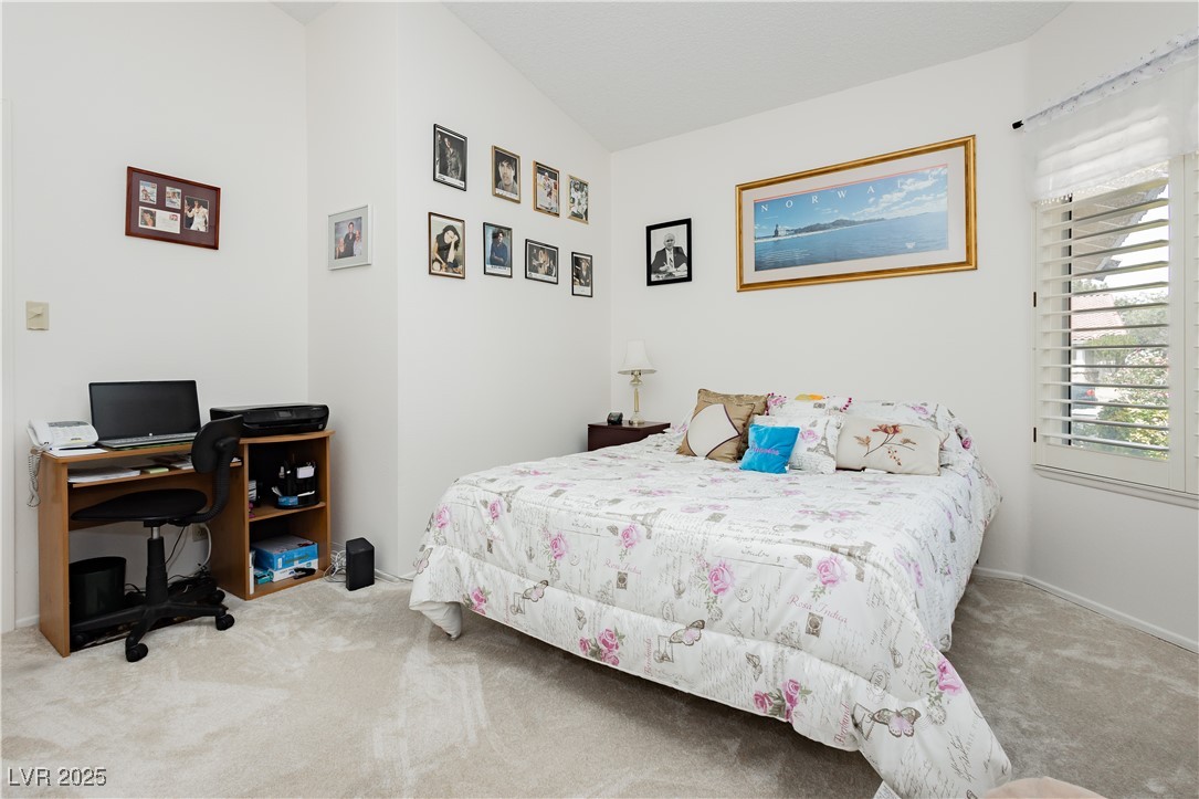 Las Vegas, Nevada 89117, United States, 3 Bedrooms Bedrooms, ,2 BathroomsBathrooms,Residential,Active,124324