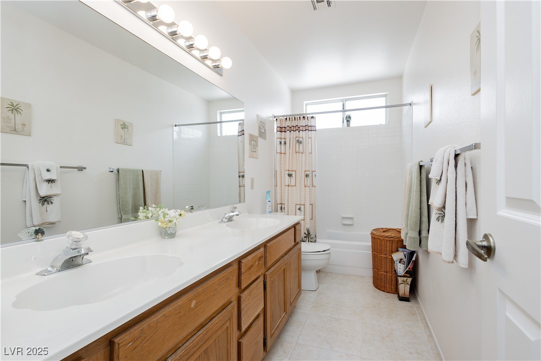 Las Vegas, Nevada 89117, United States, 3 Bedrooms Bedrooms, ,2 BathroomsBathrooms,Residential,Active,124324