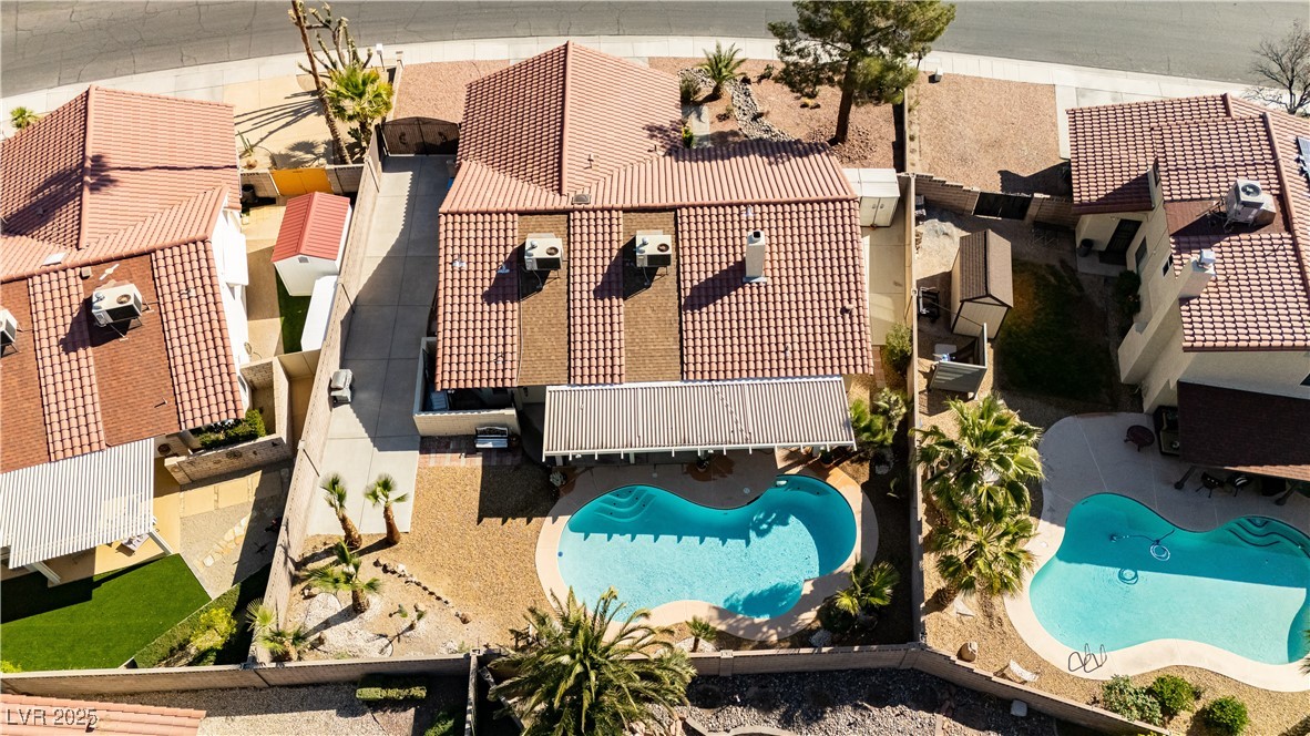 Las Vegas, Nevada 89117, United States, 3 Bedrooms Bedrooms, ,2 BathroomsBathrooms,Residential,Active,124324