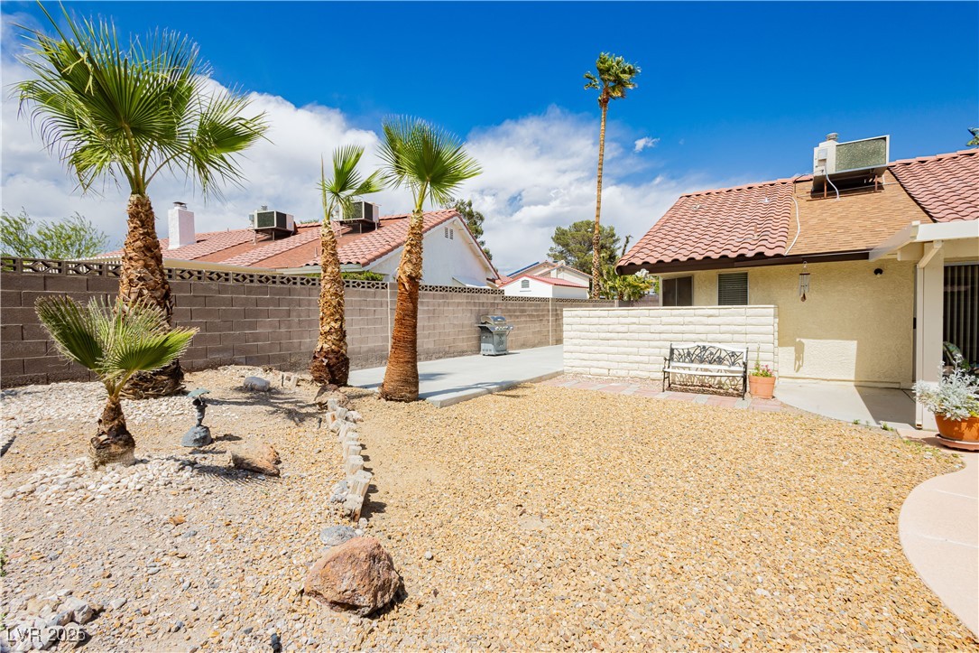 Las Vegas, Nevada 89117, United States, 3 Bedrooms Bedrooms, ,2 BathroomsBathrooms,Residential,Active,124324